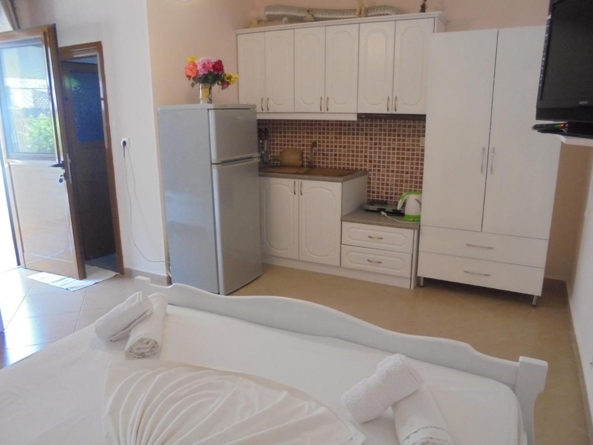 Zacaj Hotel Ksamil Luaran gambar