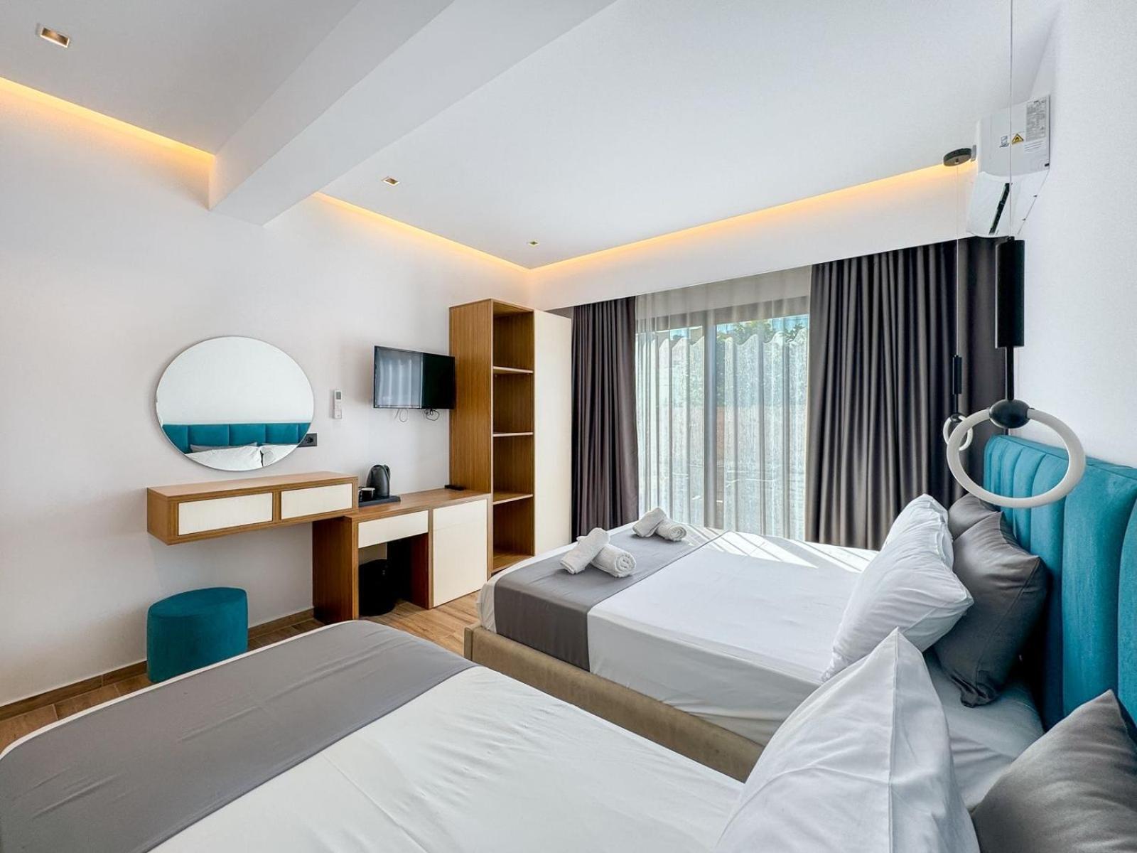 Zacaj Hotel Ksamil Luaran gambar