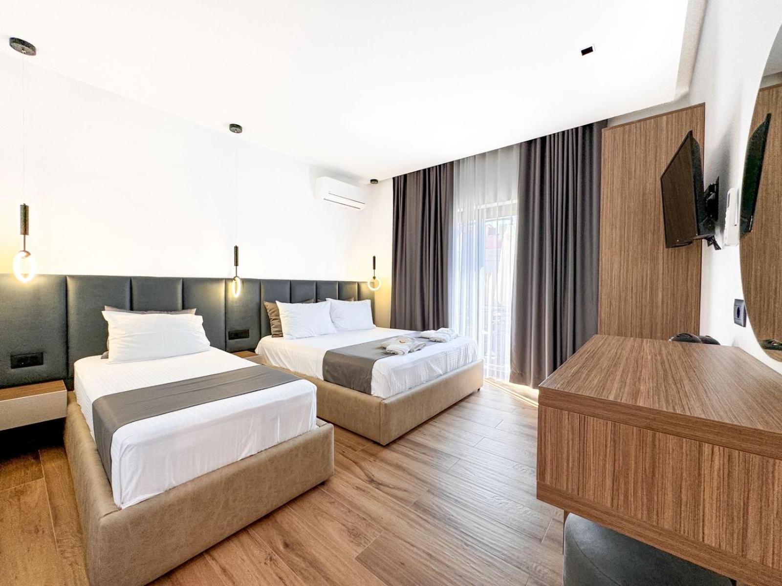 Zacaj Hotel Ksamil Luaran gambar